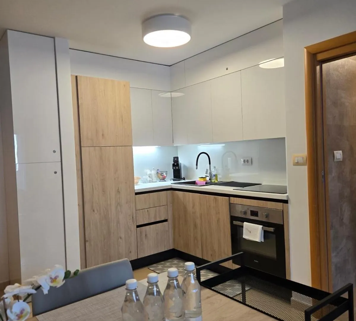Apartment Belaj Seaside Resort - Sea View 乌马格